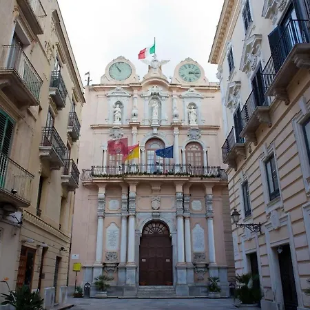 Apartment Casinadellepalme In Centro Zona Porto Trapani
